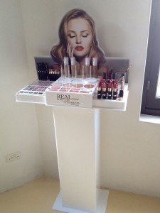 Freestanding Cosmetics product display
